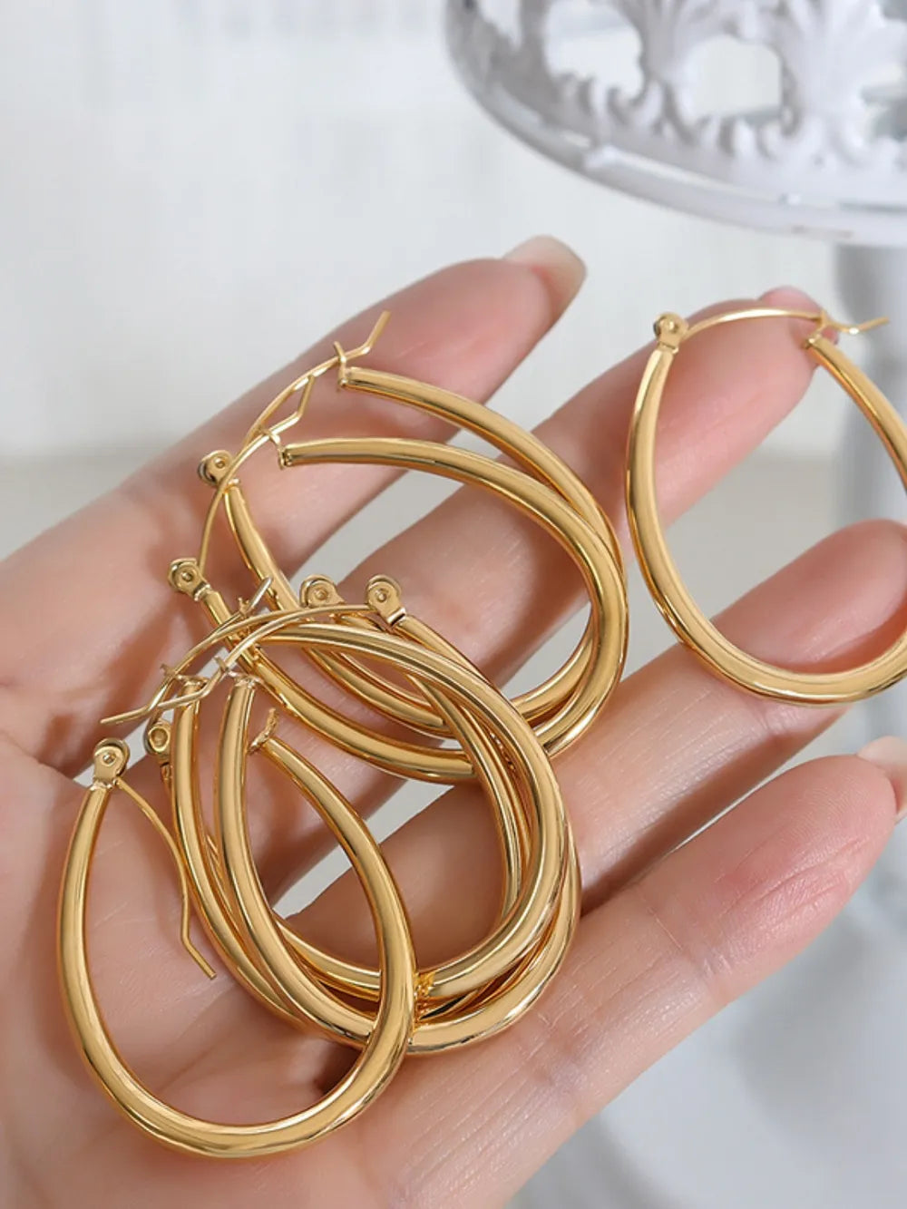 Elegant and niche design versatile ear buckles and accessories - V.I.P Digital Presence