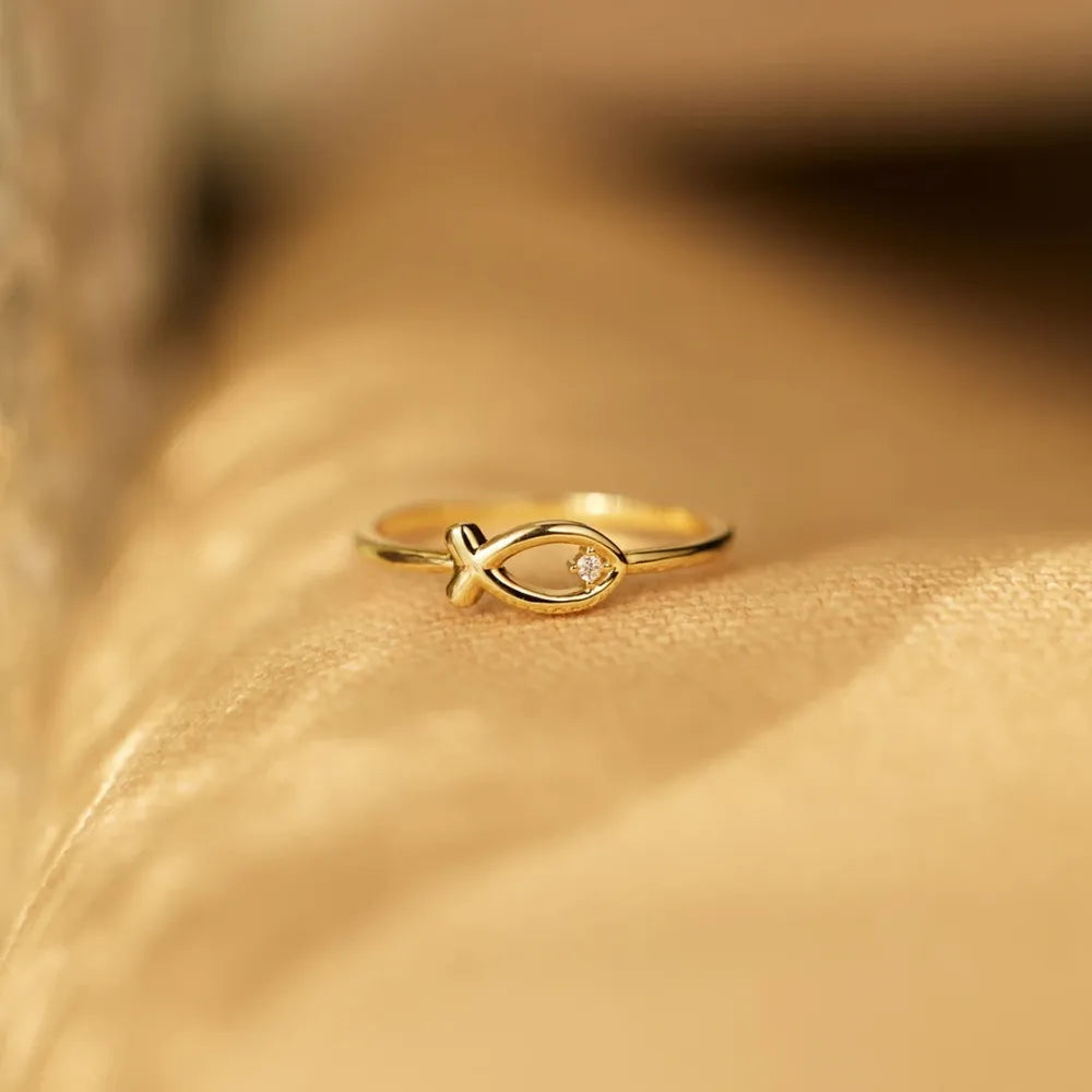 925 Sterling Silver Inlaid Zircon Fish Ring - V.I.P Digital Presence
