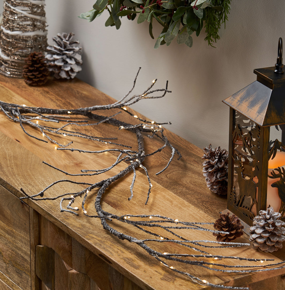 6FT PAPER GARLAND WITH LED LIGHTS - V.I.P Digital Presence