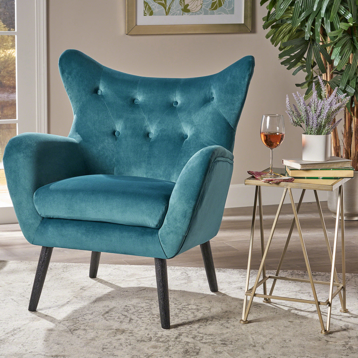 ARM CHAIR - V.I.P Digital Presence