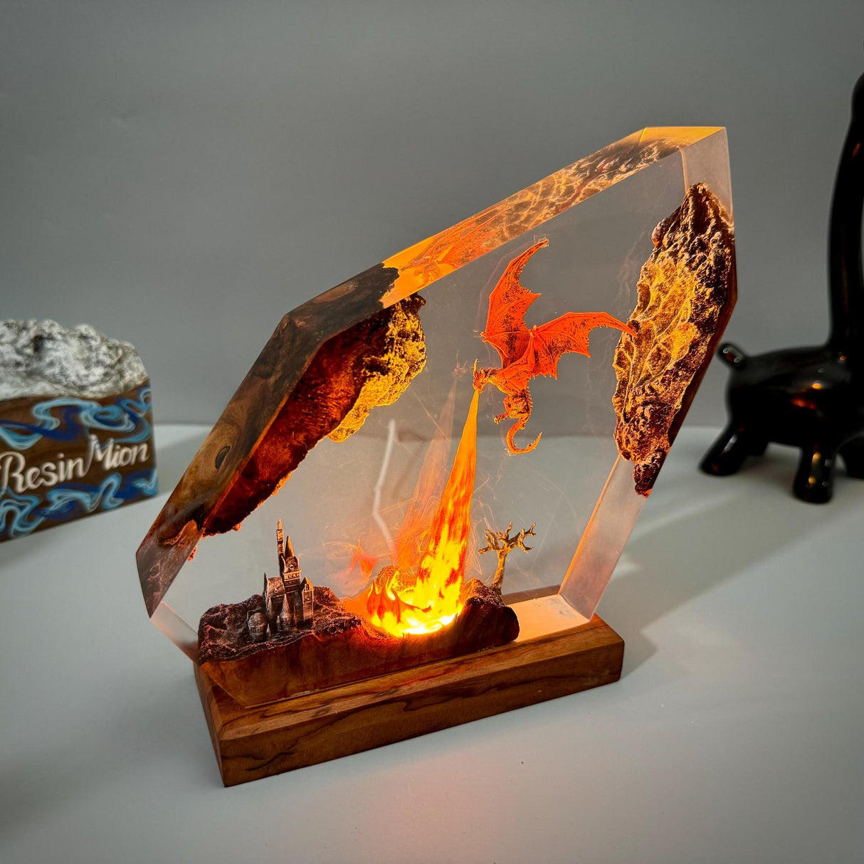 Dragonite Movie Model Night Light Resin Lamp - V.I.P Digital Presence
