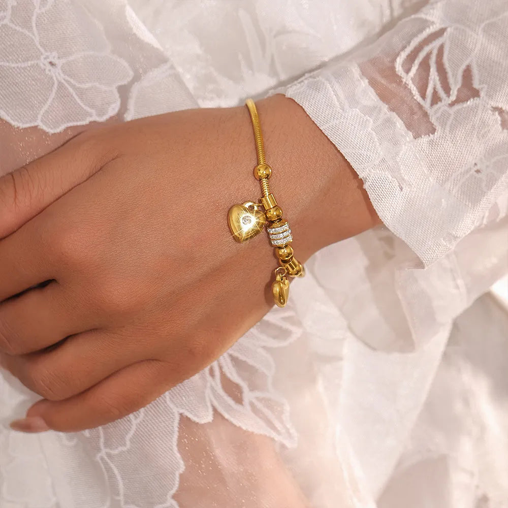 18K Gold-Plated Rhinestone Heart Charm Bracelet - V.I.P Digital Presence