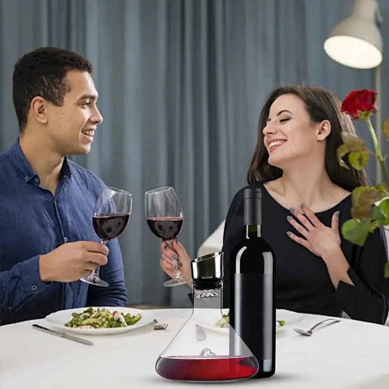 1500ML Hand - blown Crystal Wine Decanter with Built - in Aerator Pourer, ideal for red wine. - V.I.P Digital Presence