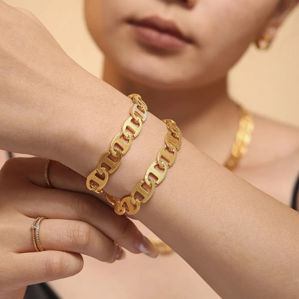 Handmade chain plated with genuine gold titanium steel material women's bracelet - V.I.P Digital Presence