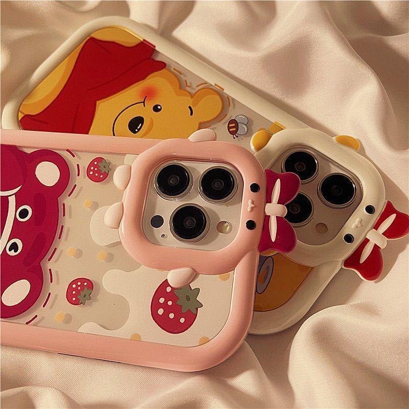 Funda de teléfono con diseño de oso fresa y monstruo pequeño para iPhone 13/12/11/XS/7plus, transparente de TPU.