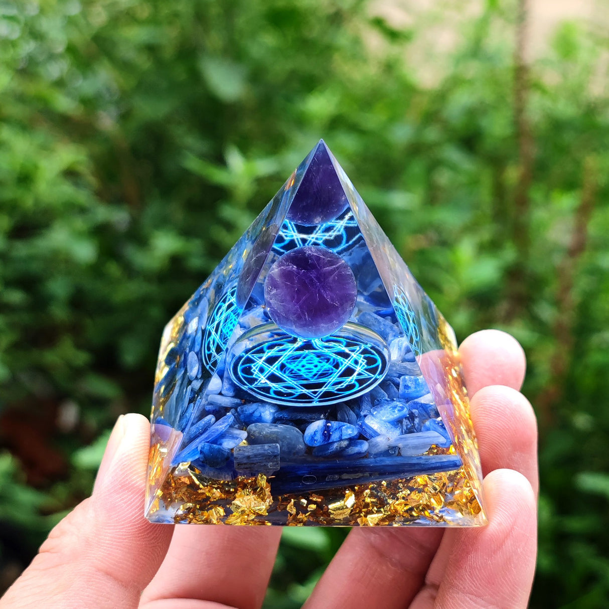 8cm foreign trade same style crystal ball pyramid crystal crushed stone drip resin pyramid ornament - V.I.P Digital Presence