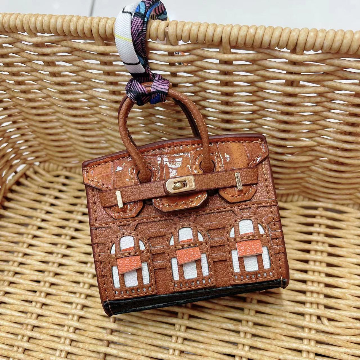 Small house bag mini window pendant headphone bag lipstick car key backpack backpack decoration - V.I.P Digital Presence
