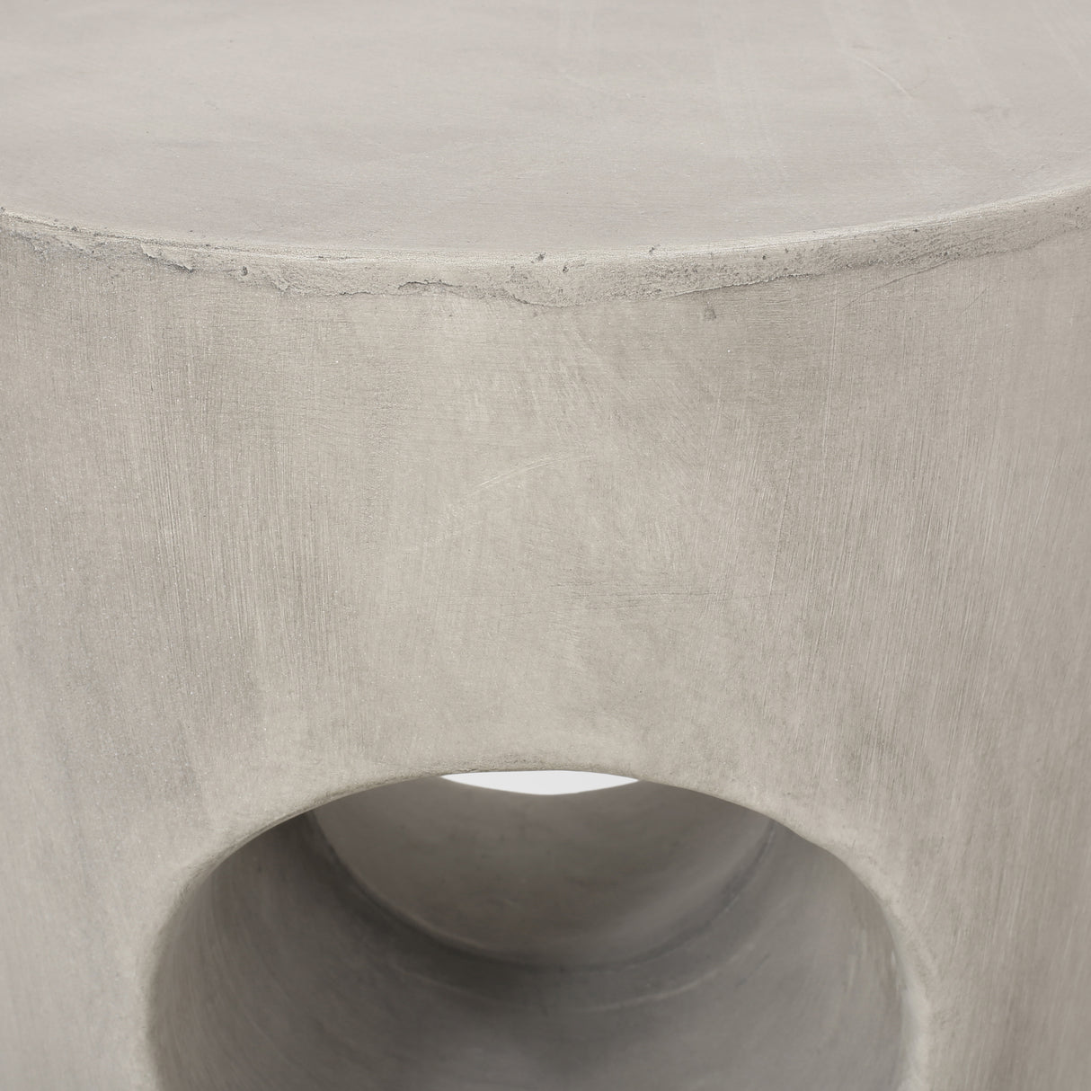 SIRIUS SIDE TABLE - V.I.P Digital Presence