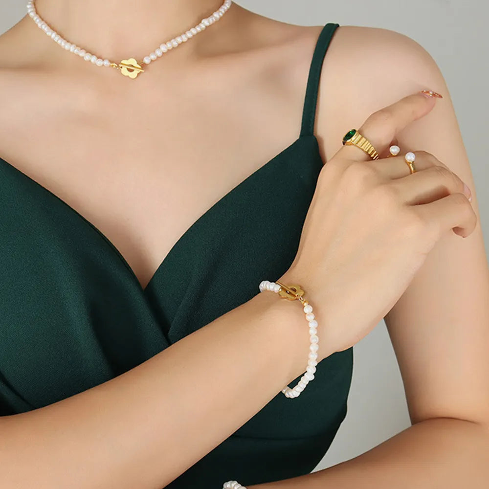Titanium Steel Pearl Flower Necklace - V.I.P Digital Presence