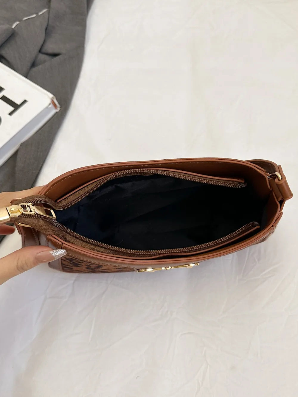 Bow Leopard PU Leather Handbag - V.I.P Digital Presence