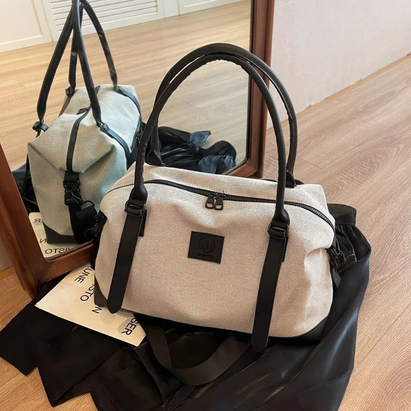 Contrast Travel Bag - V.I.P Digital Presence