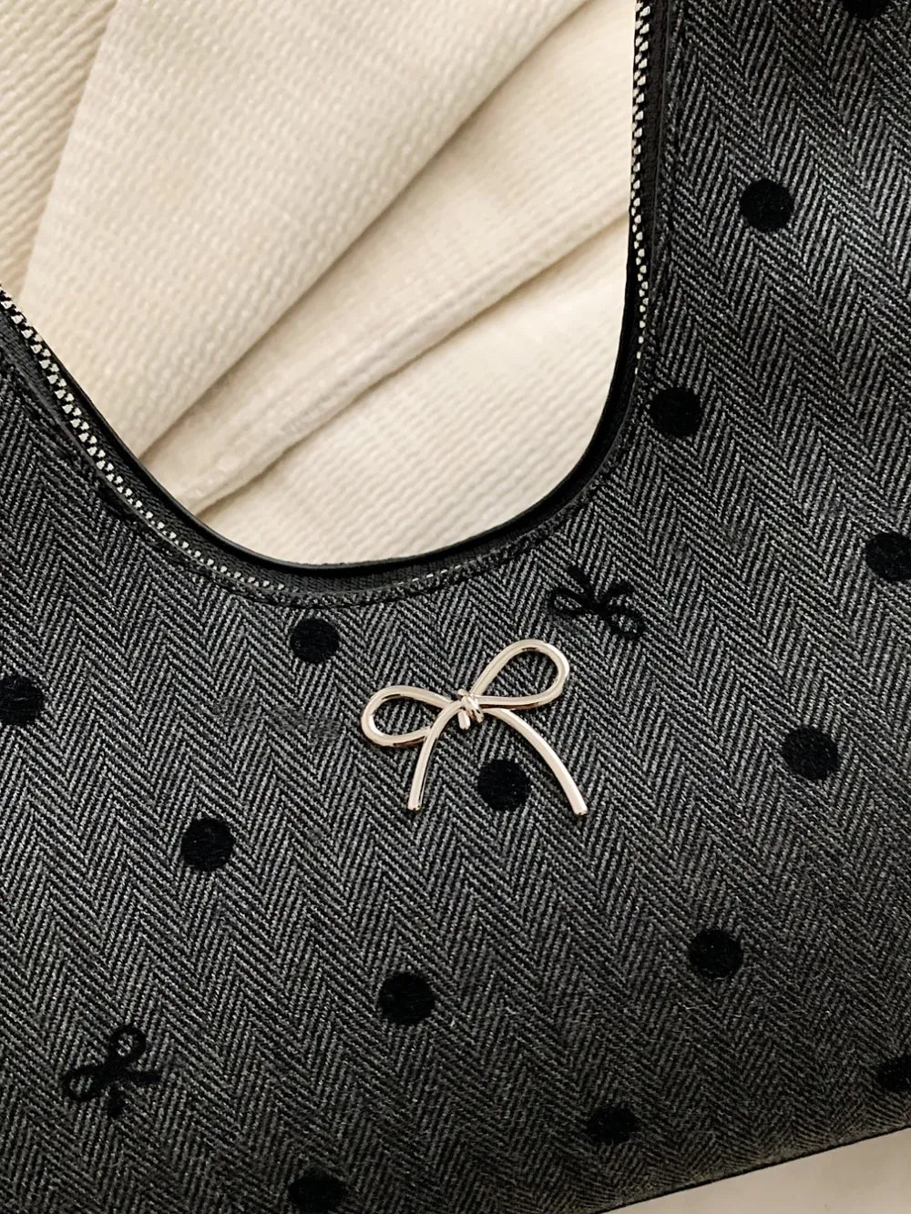 Moon Shape Shoulder Bag - V.I.P Digital Presence