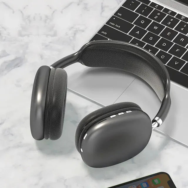 P9 Wireless Bluetooth Headphones with Mic - V.I.P Digital Presence