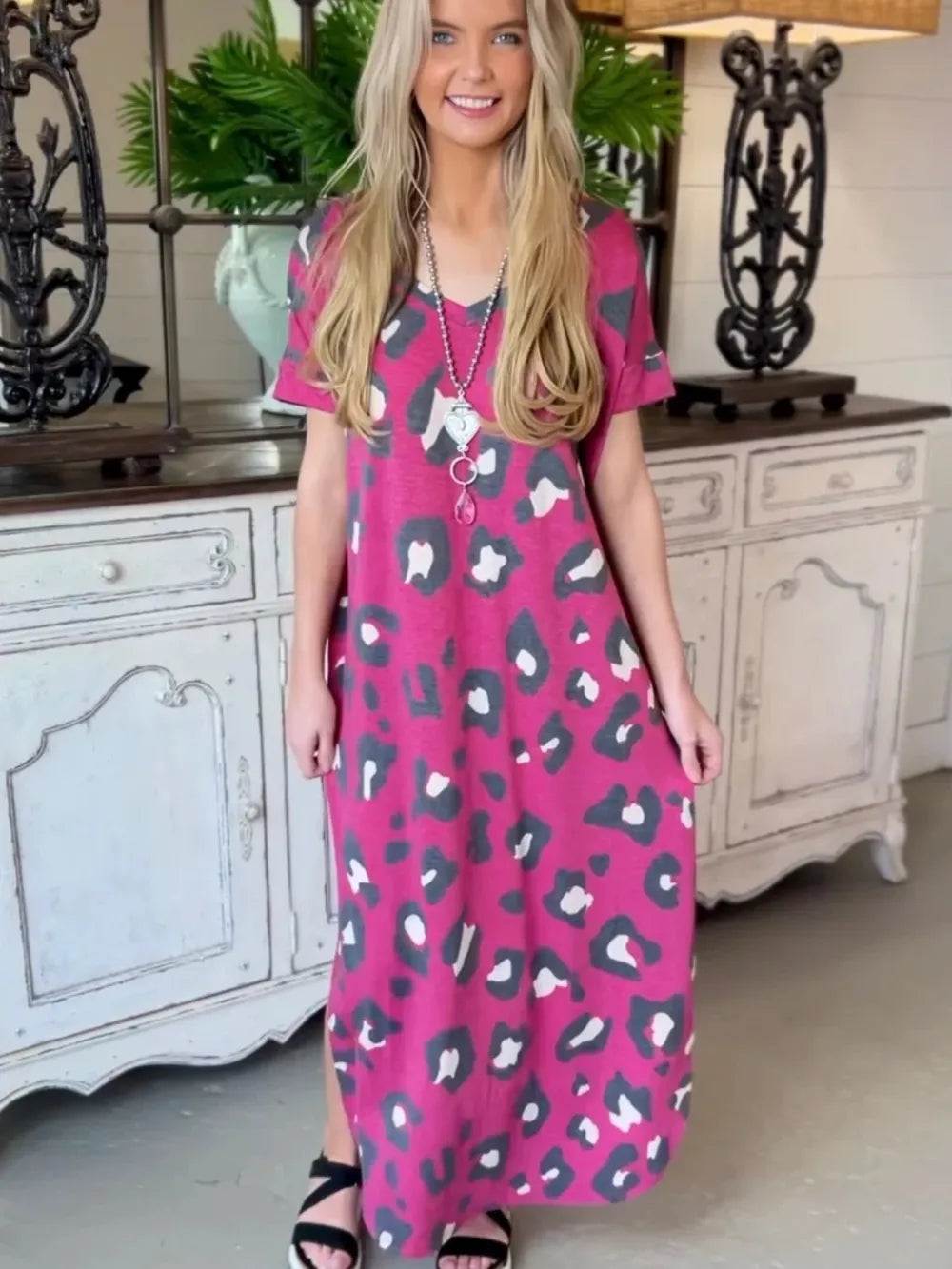 Printed pocket slit V-neck short sleeved long skirt for women - V.I.P Digital Presence