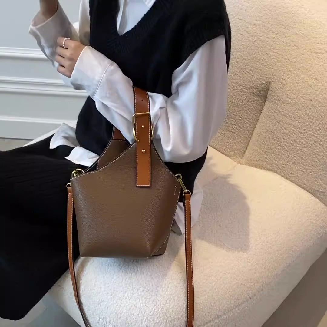 Retro Women's Bag Fashion Casual Bag Portable Water Bucket Bag Red Crossbody Women's Bag - V.I.P Digital Presence