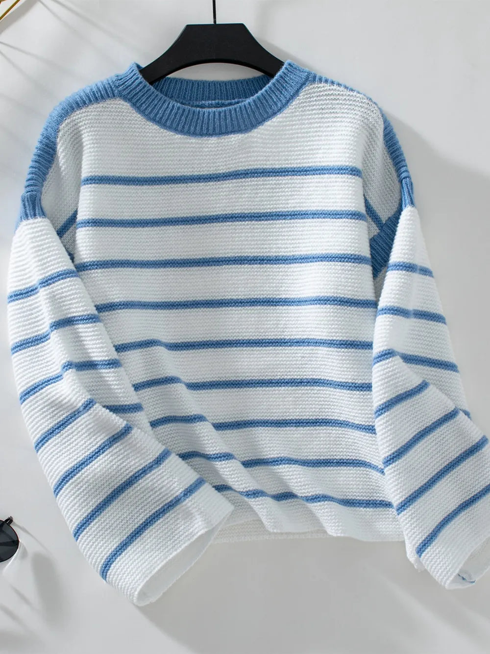 Round neck loose black and white striped pullover long sleeved knitted sweater for women - V.I.P Digital Presence