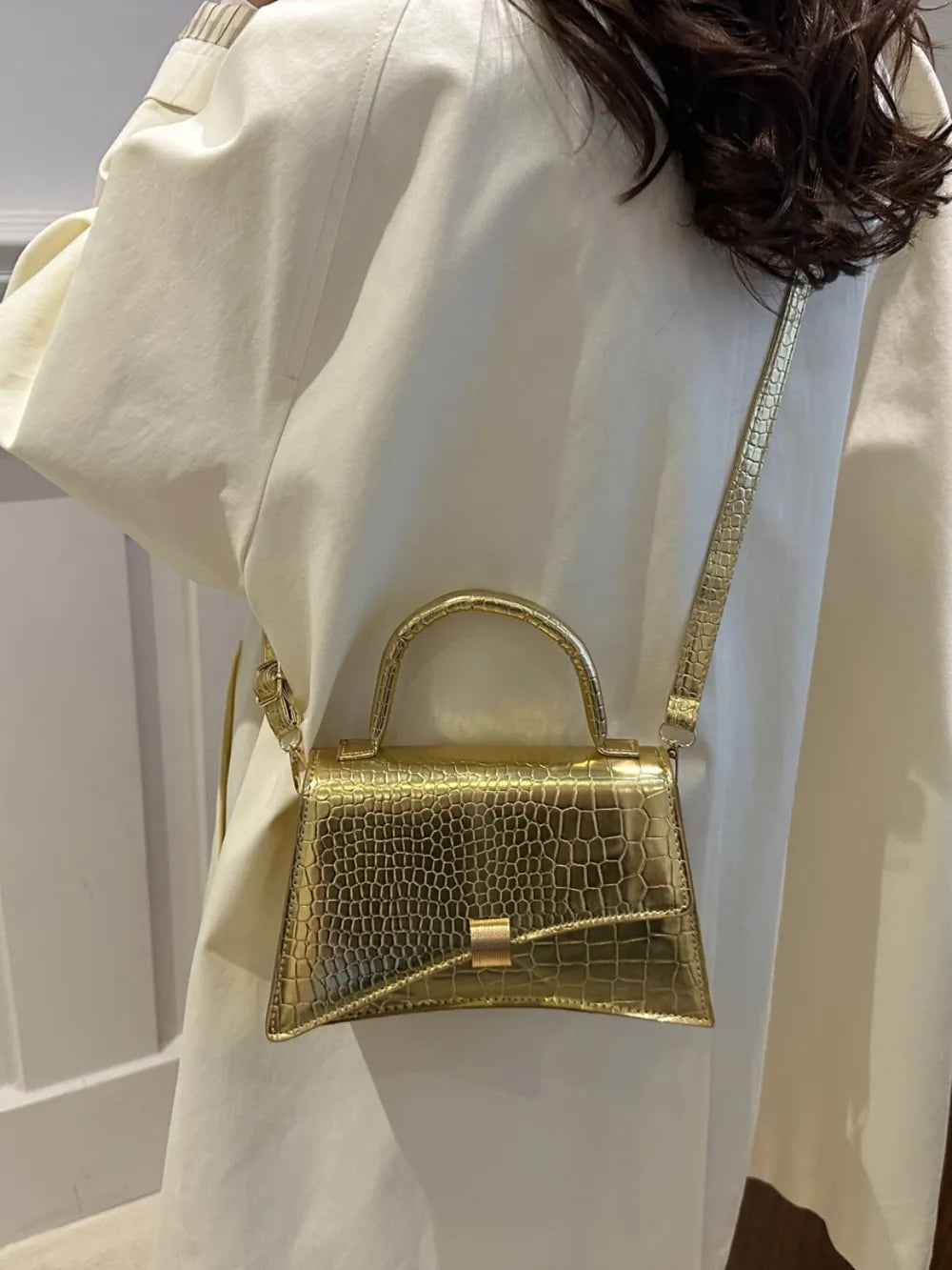Solid Color PU Leather Handbag - V.I.P Digital Presence