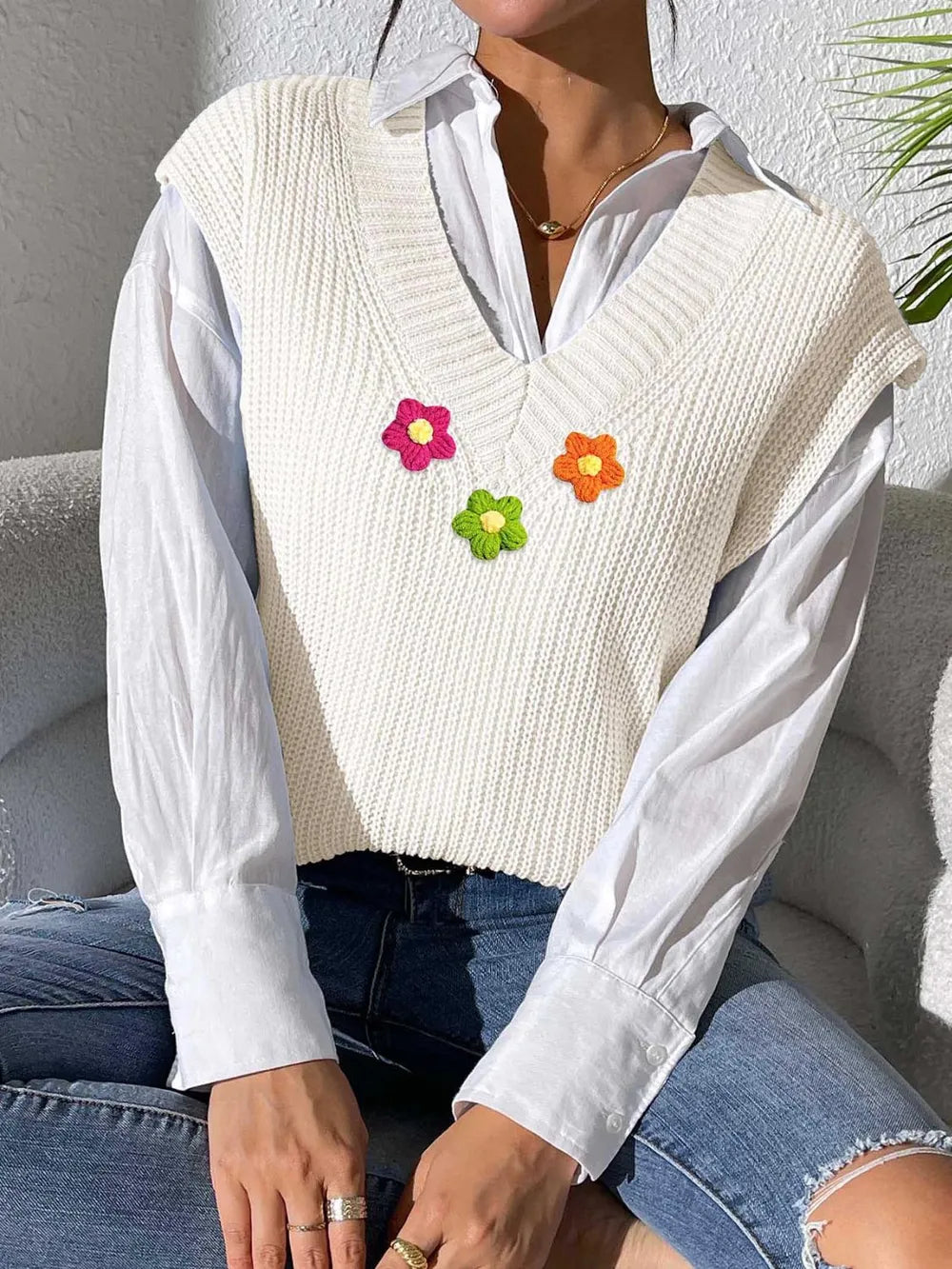 Spring and Autumn V-neck Simple Vest Hand Hook Flower Splicing Machine Woven Sweater Clip - V.I.P Digital Presence