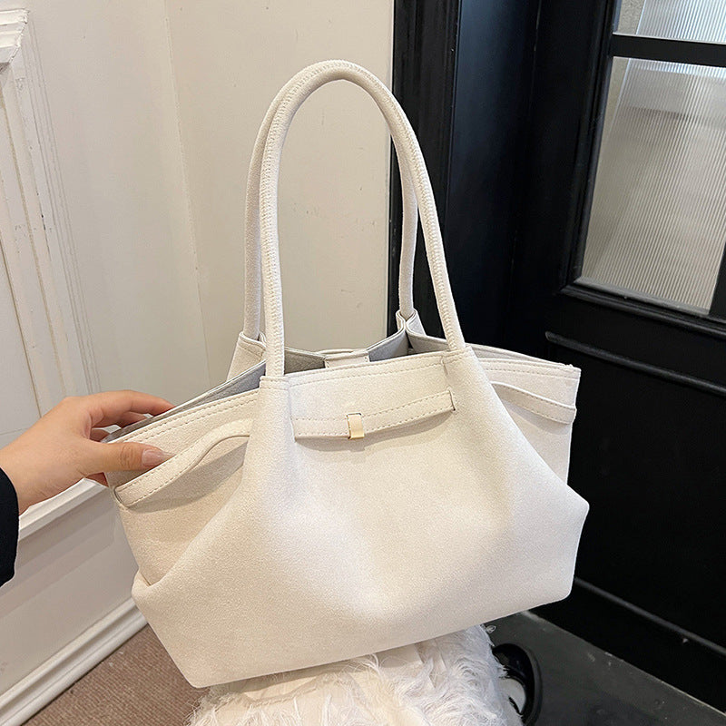 Suede tote bag for women in autumn and winter, high-end and niche design, large capacity commuting retro handbag - V.I.P Digital Presence
