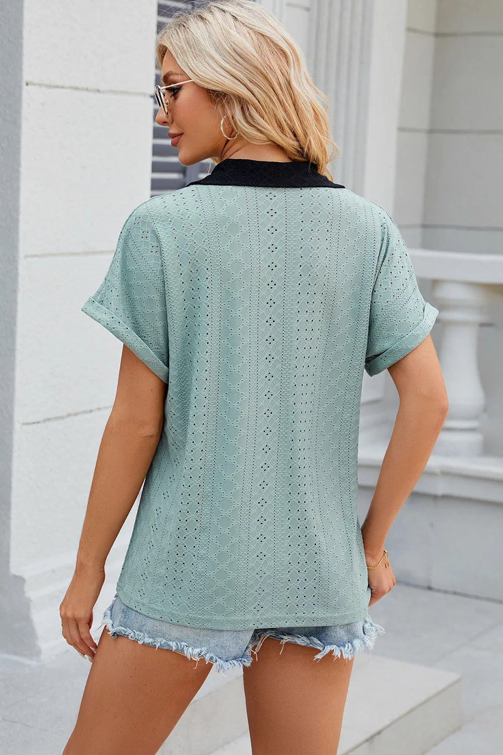 V-neck contrasting short sleeved loose T-shirt top for women - V.I.P Digital Presence