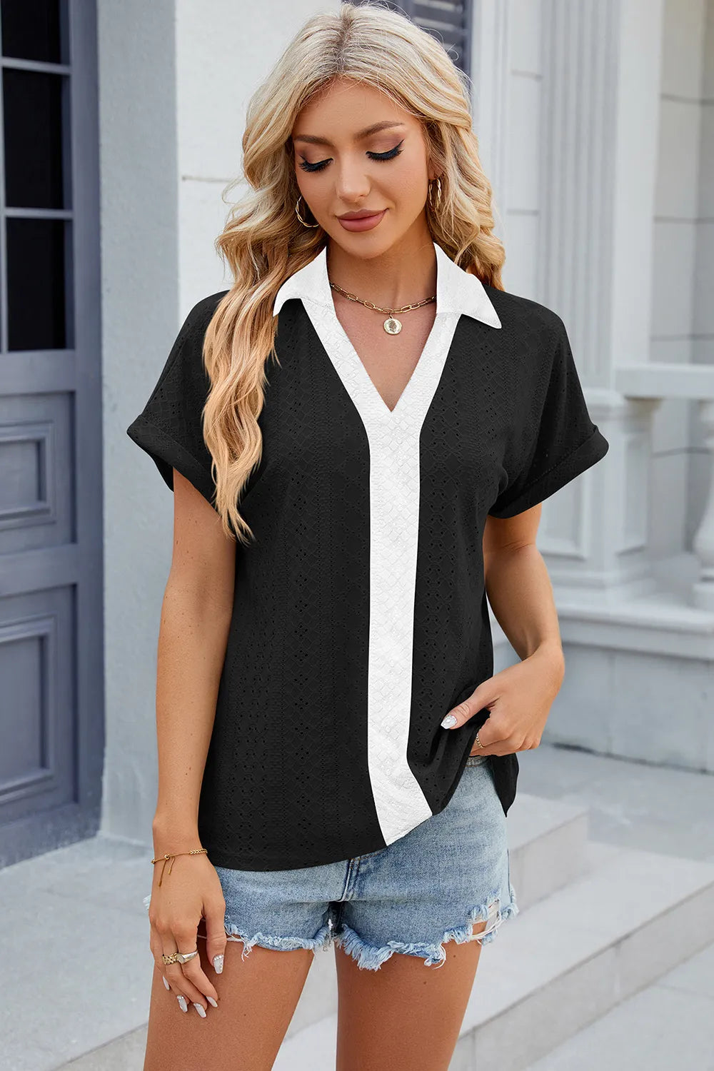 V-neck contrasting short sleeved loose T-shirt top for women - V.I.P Digital Presence