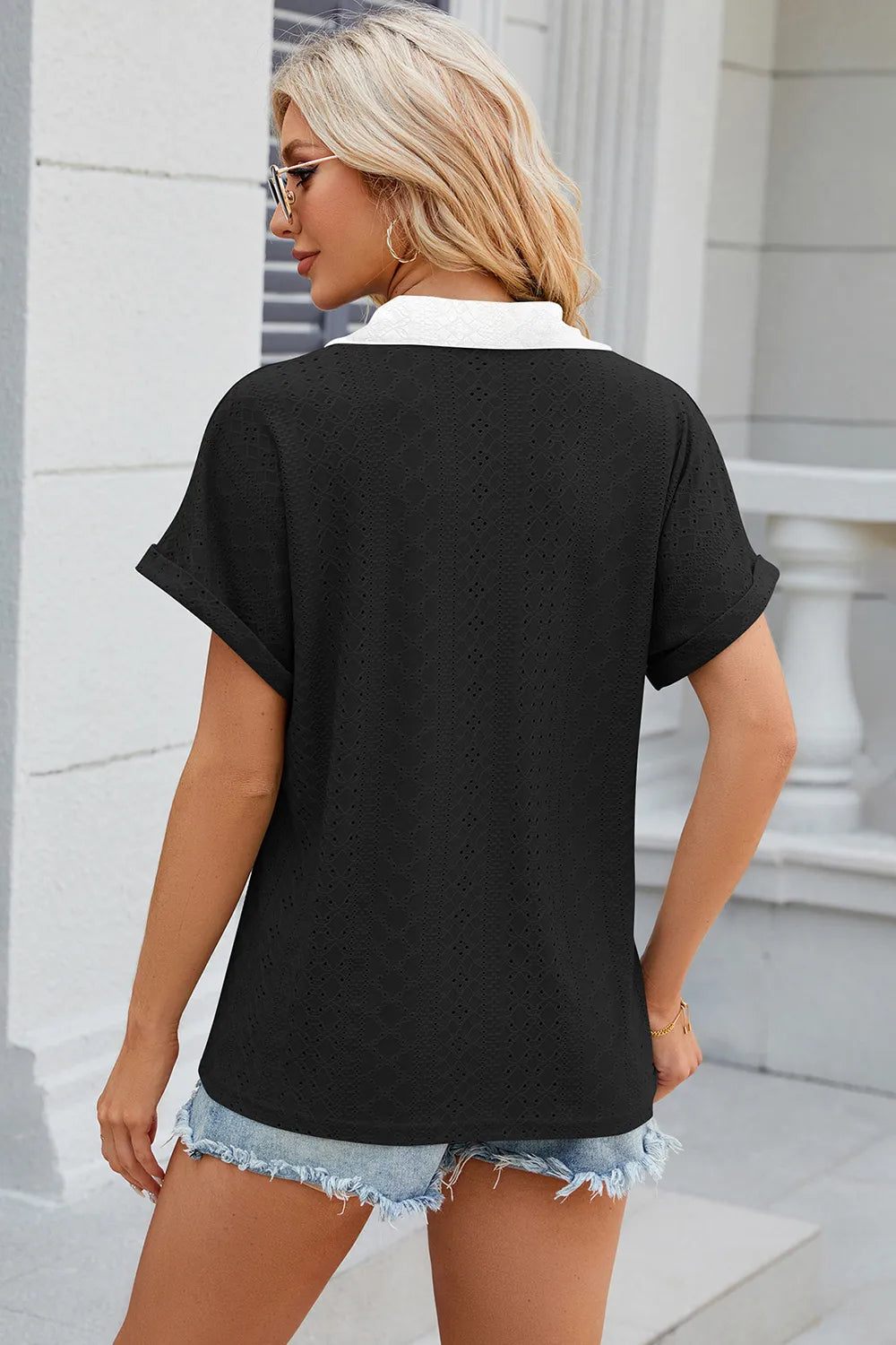 V-neck contrasting short sleeved loose T-shirt top for women - V.I.P Digital Presence