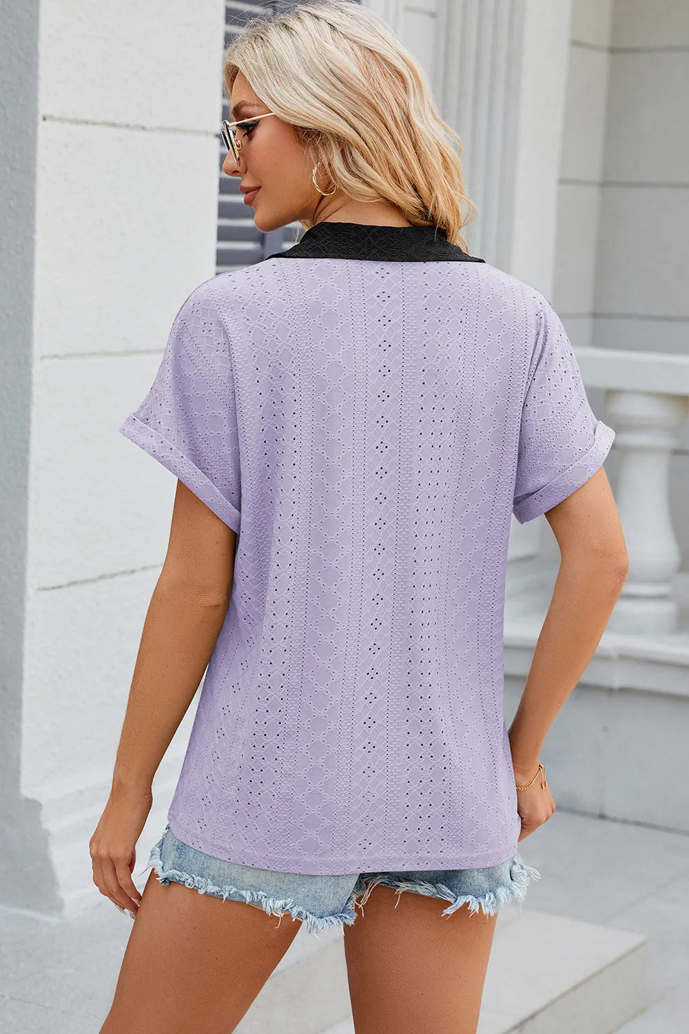 V-neck contrasting short sleeved loose T-shirt top for women - V.I.P Digital Presence