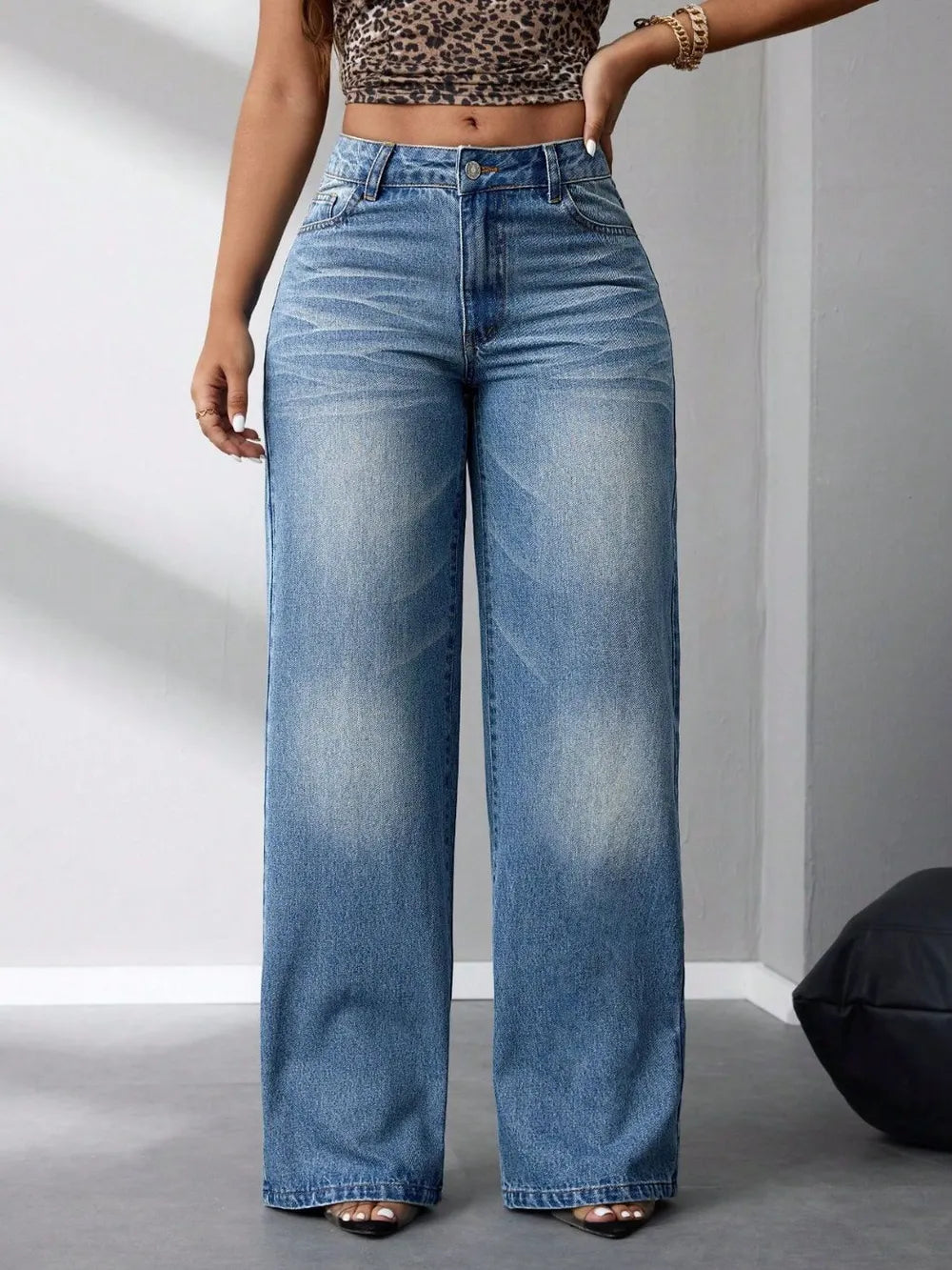 Wide Leg Jeans with Pockets - V.I.P Digital Presence