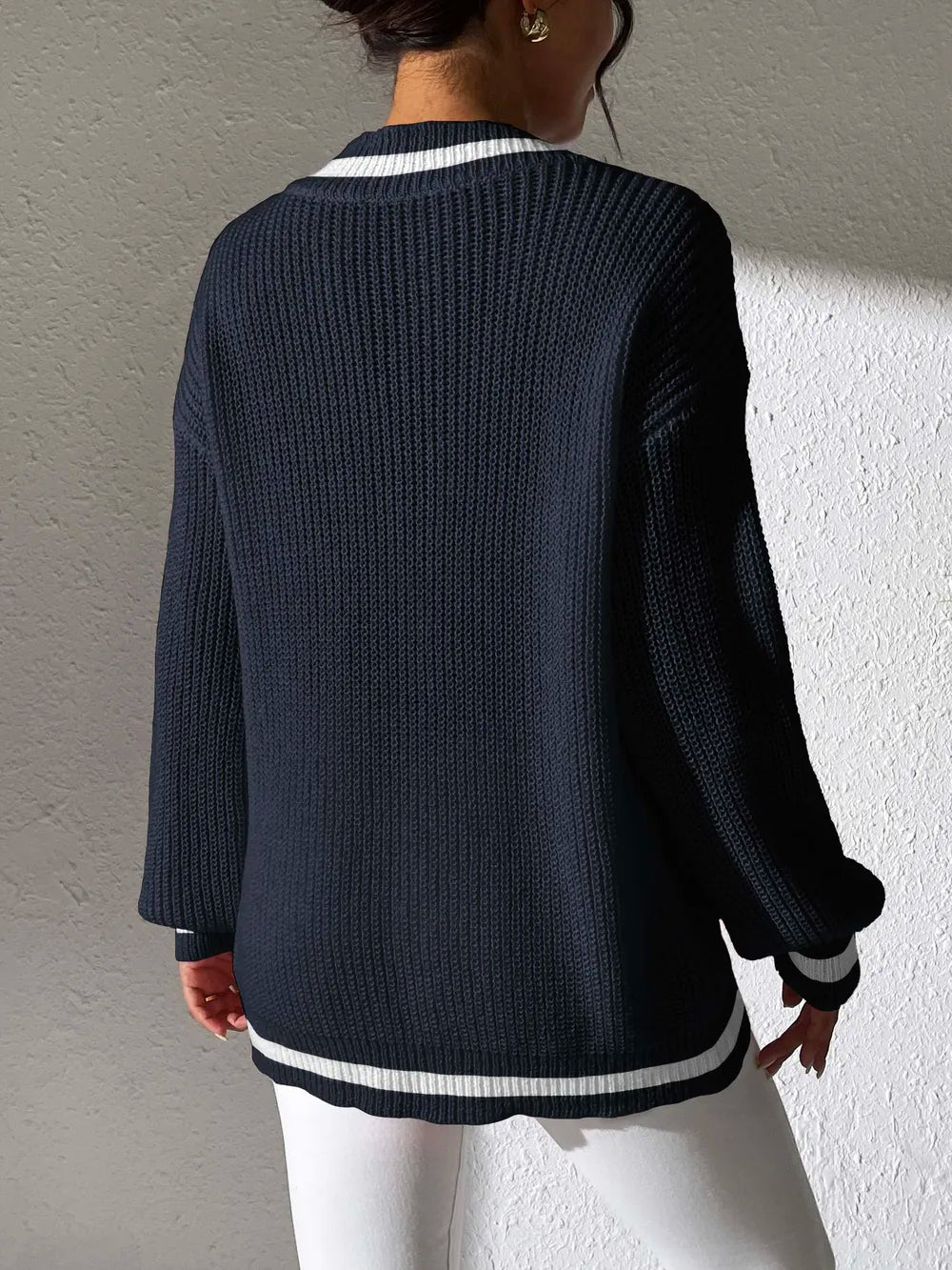 Women's Top Color Contrast Splicing V-neck Long Sleeve Sweater - V.I.P Digital Presence