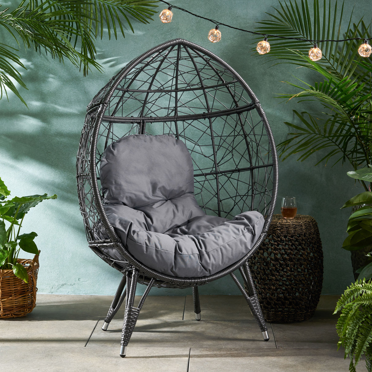GIANNI TEARDROP CHAIR - V.I.P Digital Presence