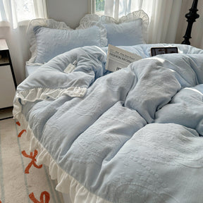 A-class ins princess style milk velvet four piece set lace carved velvet warm duvet cover winter bedding - V.I.P Digital Presence