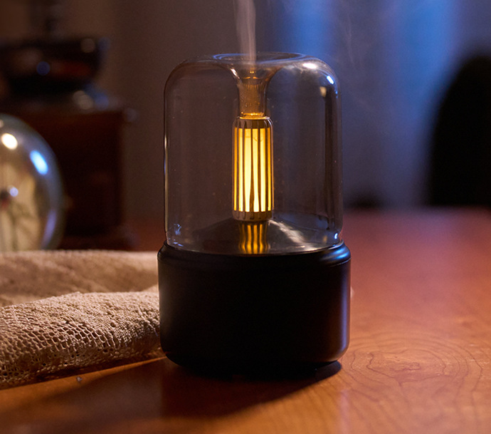 Creative Candlelight Aromatherapy Machine USB Plug in Desktop Atmosphere Candlelight Aromatherapy Humidifier - V.I.P Digital Presence