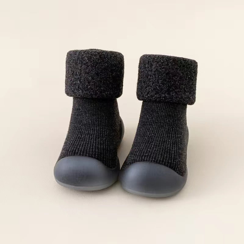 Baby walking shoes in autumn and winter with plush and thickened soft soles, non slip, pure cotton floor socks for both boys and girls to keep warm - V.I.P Digital Presence