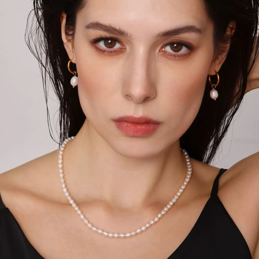 Pearl Necklace, Bracelet and Earrings 4-Piece Jewelry Set - V.I.P Digital Presence
