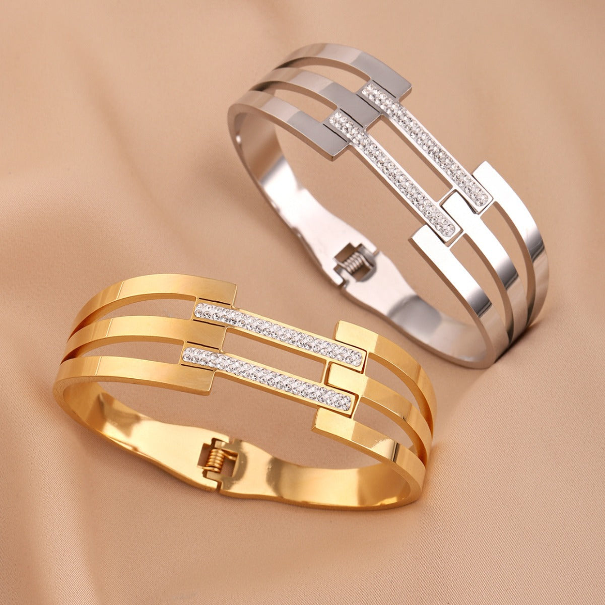 Hollow out Bracelet Stainless Steel Female Style Bracelet Geometric Circle Hollow out Handpiece - V.I.P Digital Presence