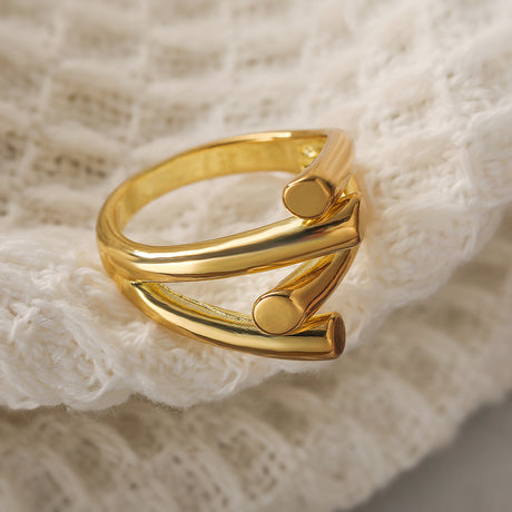 Simple and personalized smooth irregular geometric ring for women niche and versatile ring - V.I.P Digital Presence