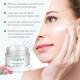 Crema hidratante que hidrata y realza la piel del rostro. Cuidado diario de la piel. Crema hidratante, iluminadora, suavizante y reafirmante.
