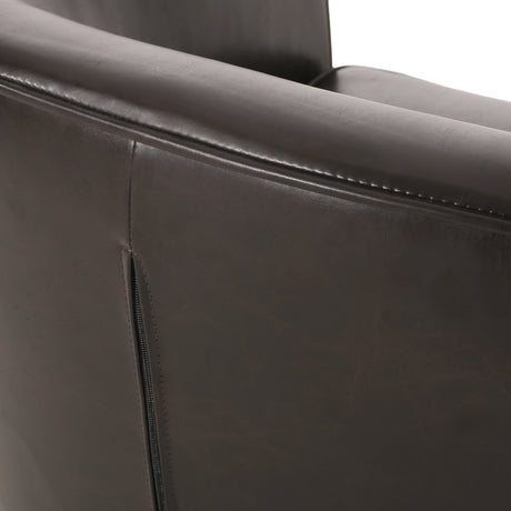 CLUB CHAIR - V.I.P Digital Presence