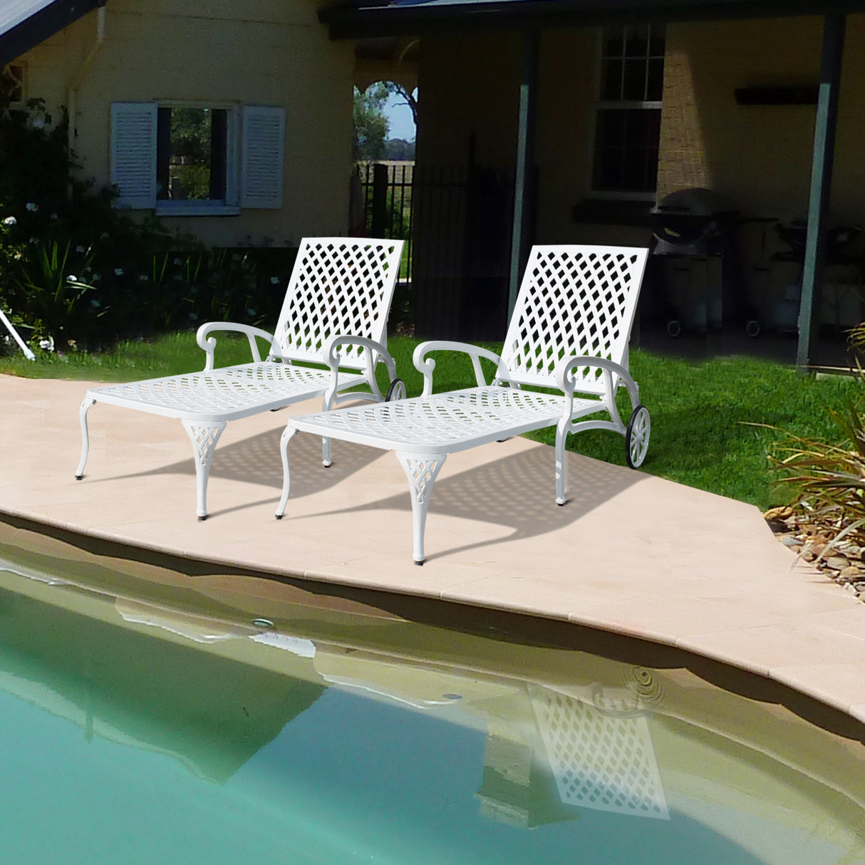Aluminium Cast lounge chair 1pcs white - V.I.P Digital Presence