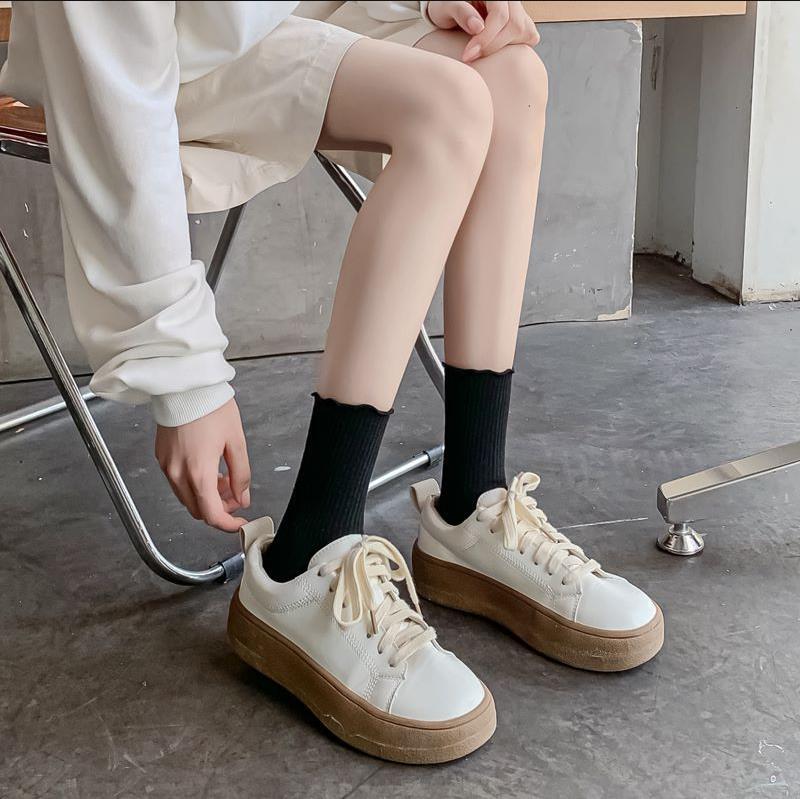 1 pair of ruffled JK socks for women mid-tube spring, autumn and summer solid color Japanese lace pile socks - V.I.P Digital Presence