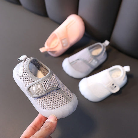Male and female children's tennis shoes, baby soft soled walking shoes, breathable middle and young children's sports shoes - V.I.P Digital Presence