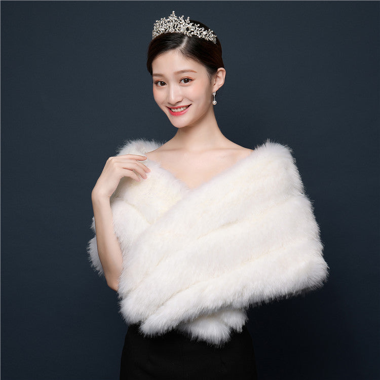 Bride's wedding dress fur shawl women's warm white cloak cheongsam jacket red cloak - V.I.P Digital Presence