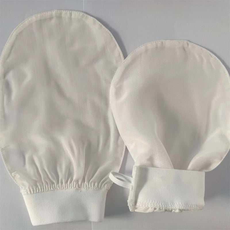 Silk exfoliating face wash and beauty towel, soft and exfoliating, bath and scrubbing, silk bath and face wash gloves - V.I.P Digital Presence