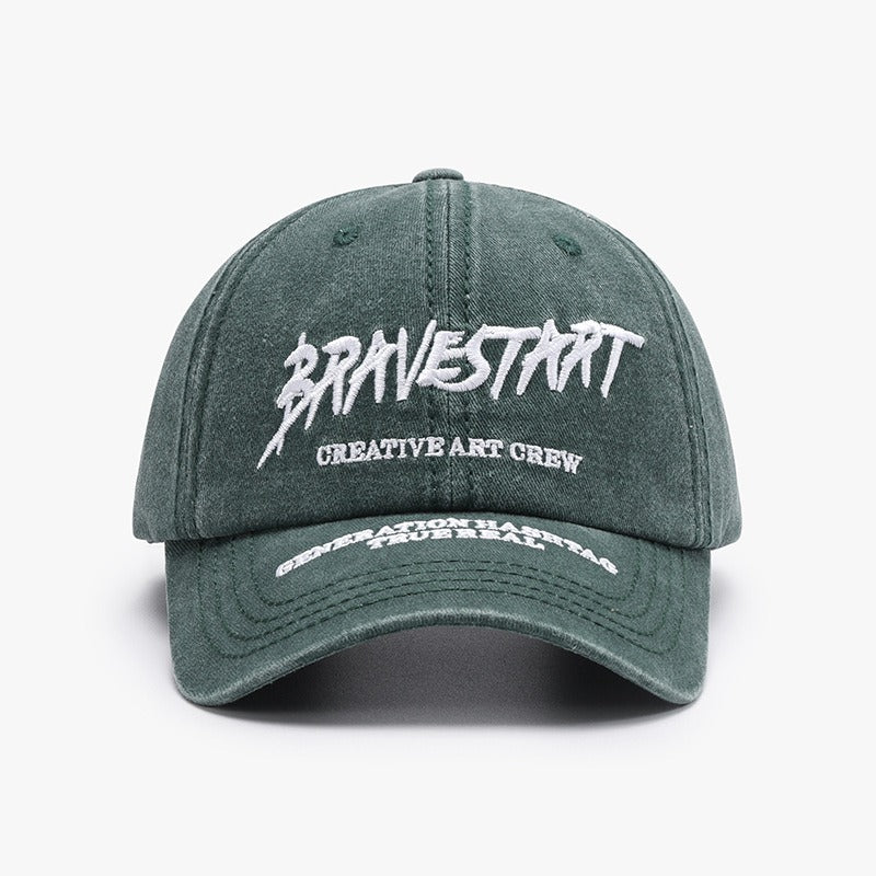 Gorra de béisbol sencilla y moderna para exteriores, versátil, con ala curva y bordado de letras para hombre y mujer, con lengüeta plana y cara lavada.