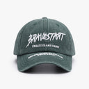 Gorra de béisbol sencilla y moderna para exteriores, versátil, con ala curva y bordado de letras para hombre y mujer, con lengüeta plana y cara lavada.