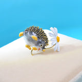 CINDY XIANG Cute Hedgehog Brooch Fashion Daisy Brooches For Women Animal Jewelry Funny Winter Design High Quality - V.I.P Digital Presence