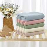 Knitted solid color hollow point duvet cover for male and female babies - V.I.P Digital Presence