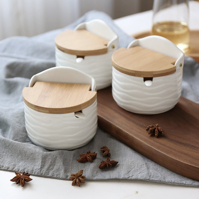 Creative Ceramic Seasoning Can, Flavor Utensil Box, Seasoning Bottle, Half Round Flip Top Seasoning Can, Chili Can - V.I.P Digital Presence