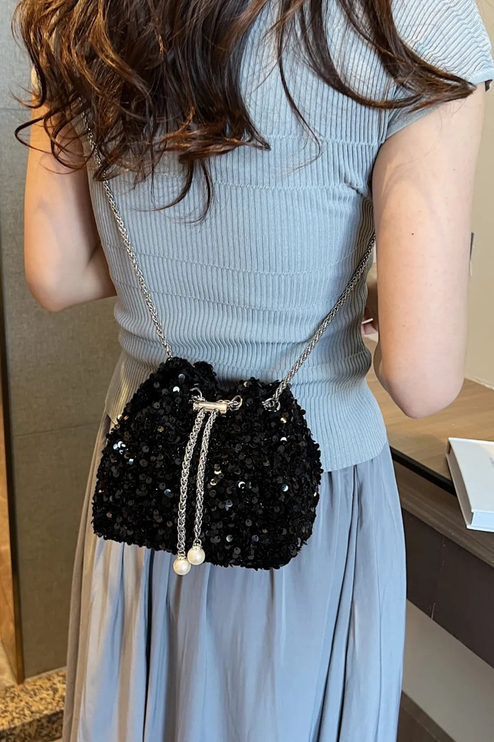 Sequin Chain Drawstring Bucket Bag - V.I.P Digital Presence