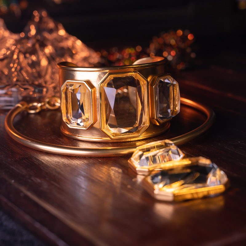 Medieval electroplated real gold full set crystal temperament high cold necklace bracelet set for women - V.I.P Digital Presence